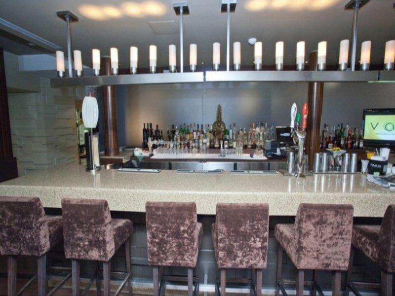 Hotel Ruby Foo'S Montreal Bagian luar foto